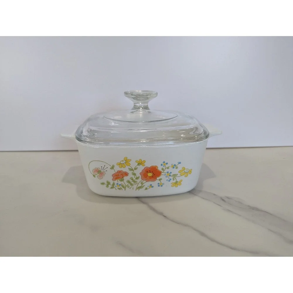 Vintage Corning Ware Casserole Dish 1.5 Quart White Wildflower A-1.5-B Lid